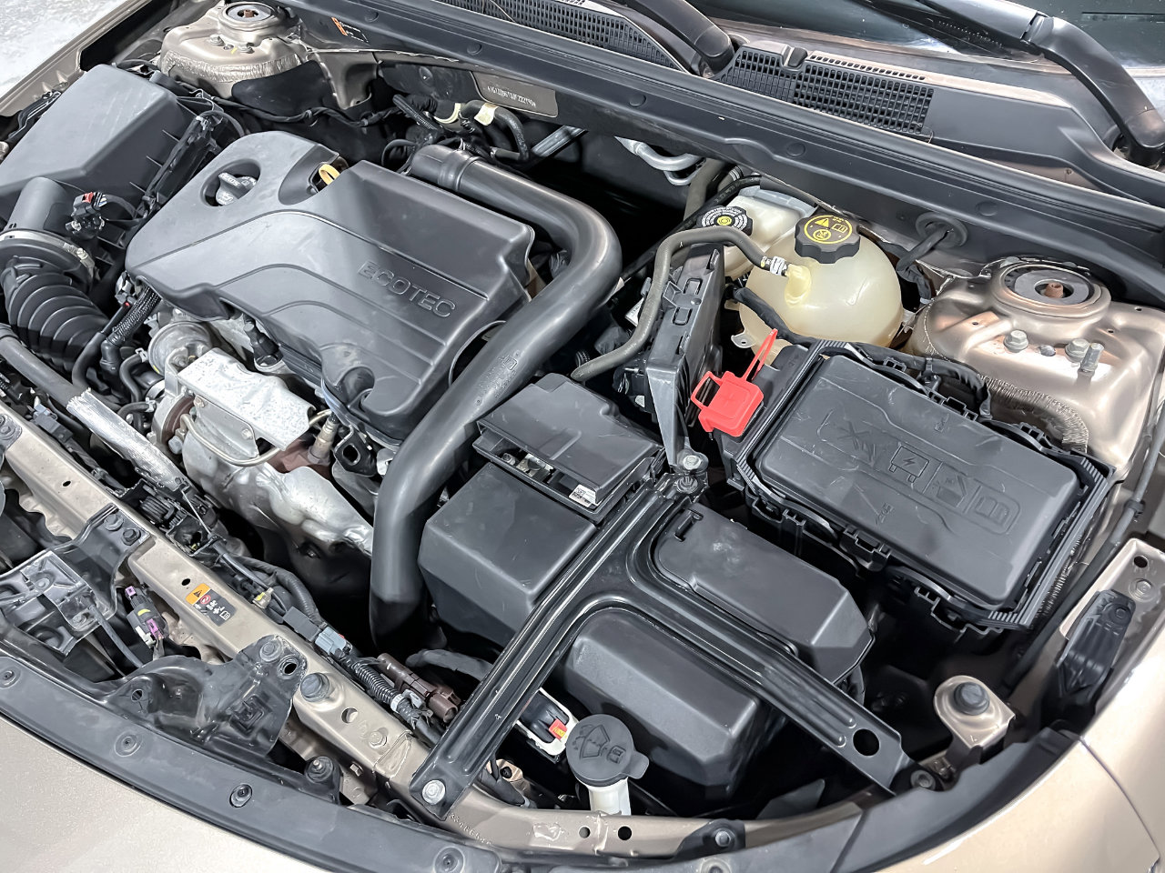 Used 2018 Chevrolet Malibu LT image 29