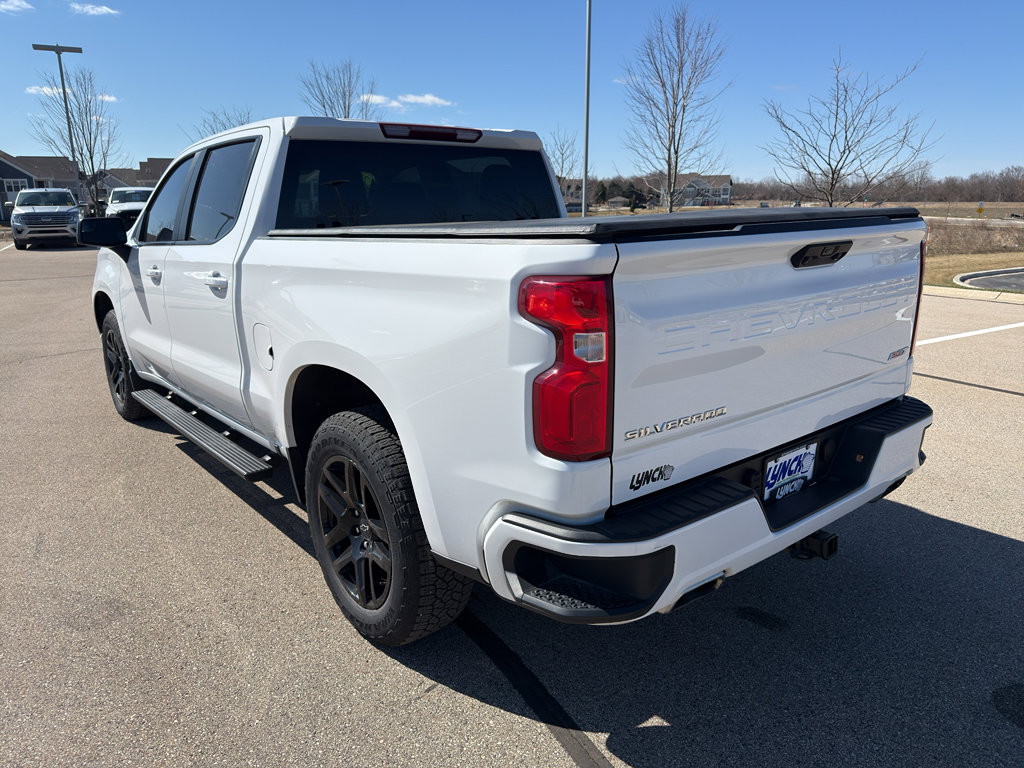 Used 2024 Chevrolet Silverado 1500 RST w/ Z71 Off-Road Package image 3