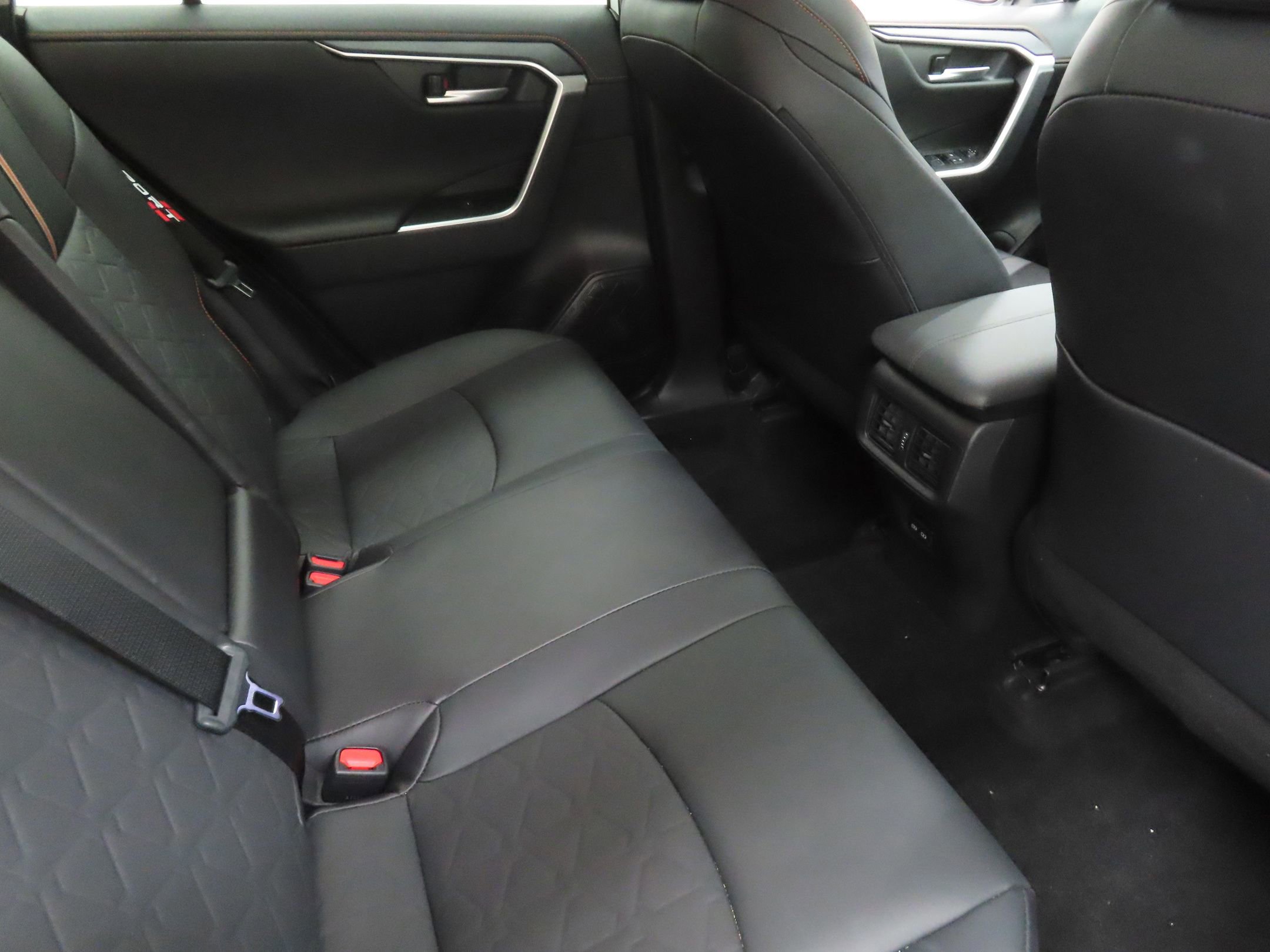 Used 2024 Toyota RAV4 Adventure w/ Convenience Package AWD/4WD image 24