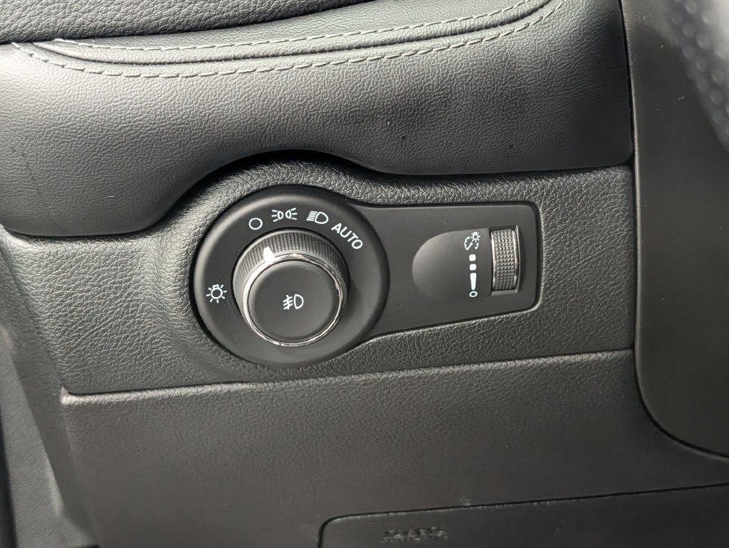 Used 2022 Dodge Durango GT AWD/4WD image 26