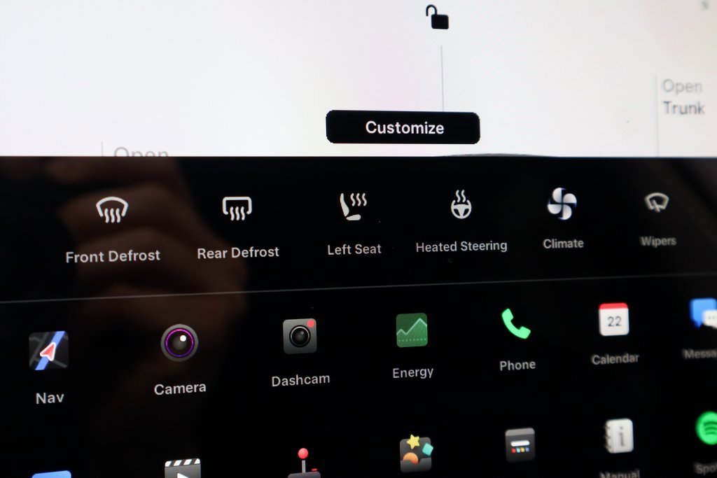 Used 2023 Tesla Model Y Long Range image 5