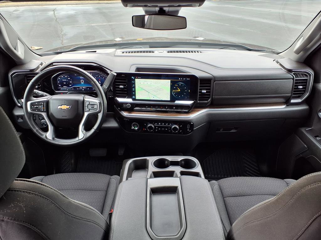 Used 2023 Chevrolet Silverado 1500 LT image 28