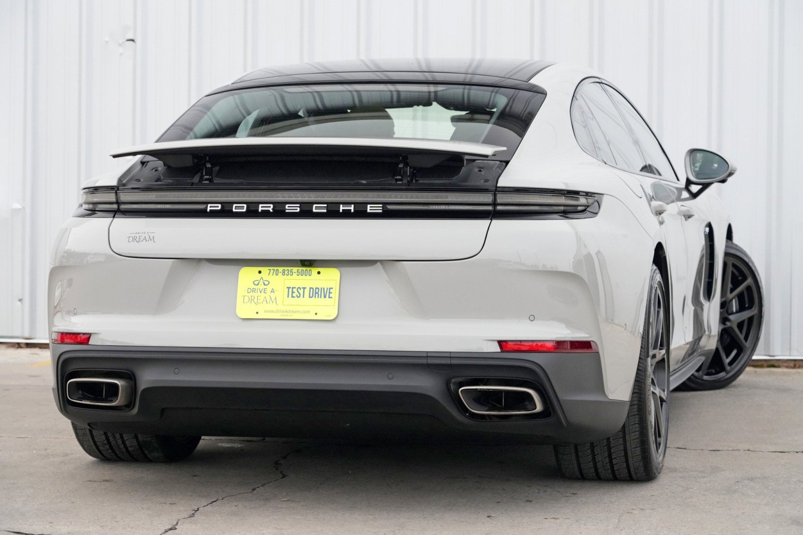 Used 2025 Porsche Panamera 4 w/ Premium Package image 5