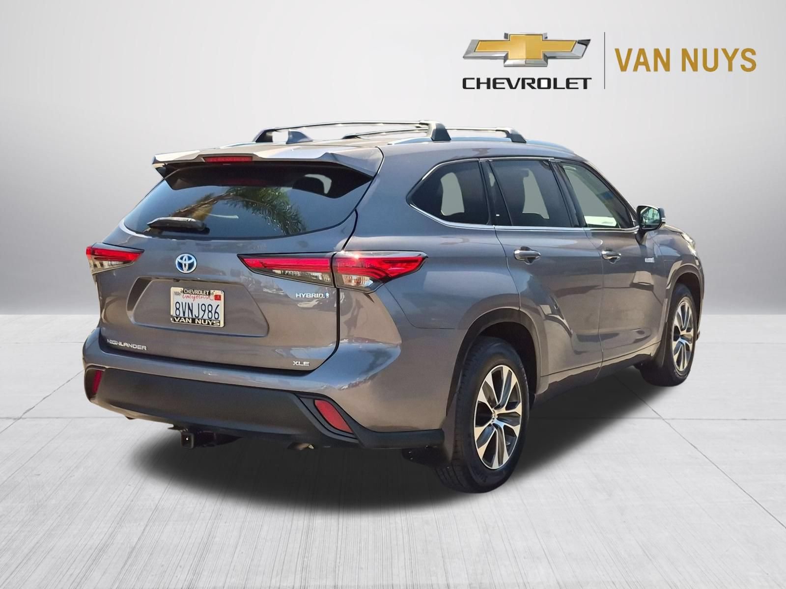 Used 2021 Toyota Highlander XLE FWD image 5
