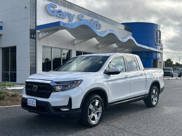 Certified 2025 Honda Ridgeline RTL image 2