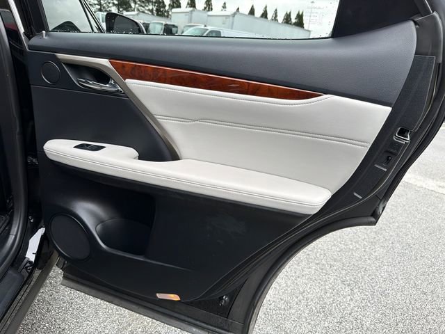 Used 2018 Lexus RX 350L FWD w/ Premium Package image 16