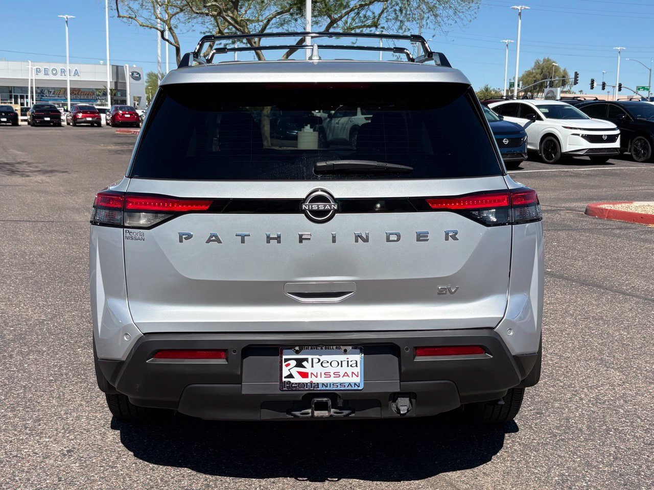 Certified 2022 Nissan Pathfinder SV w/ SV Premium Package FWD image 5
