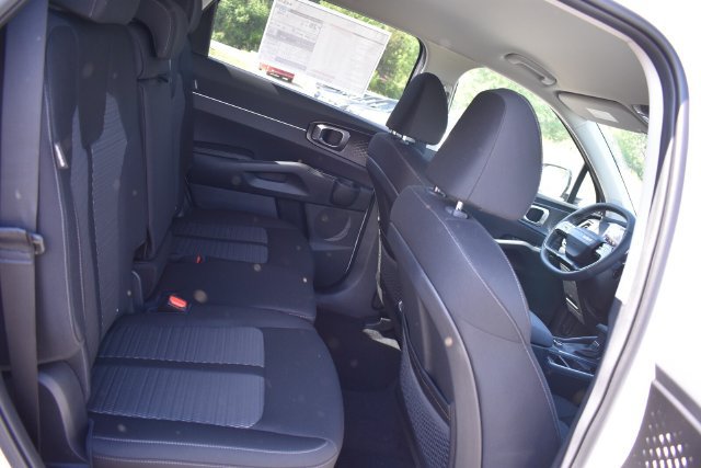 New 2026 Kia Sorento LX FWD image 14