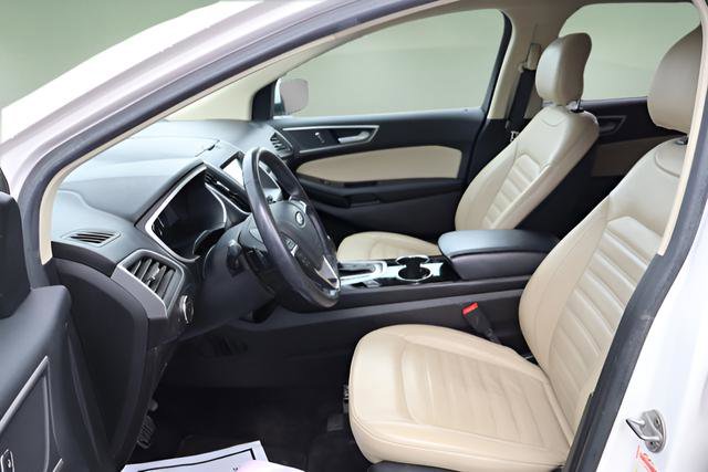 Used 2017 Ford Edge SEL w/ Equipment Group 201A image 24