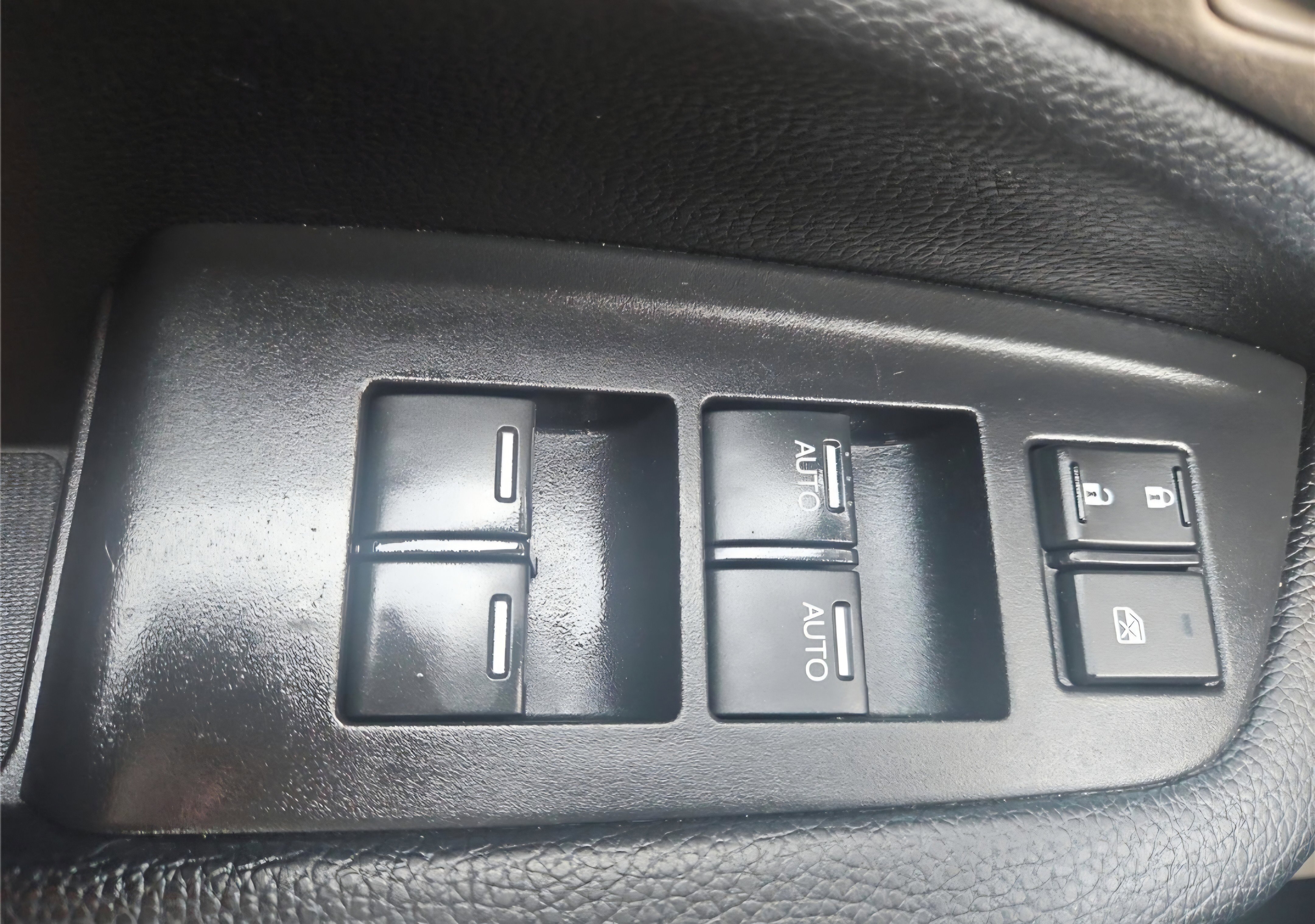 Used 2021 Honda Pilot EX-L image 12