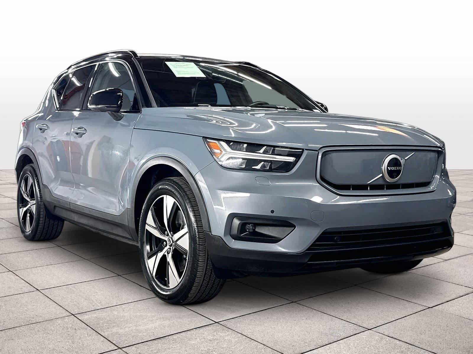 Used 2021 Volvo XC40 P8 Recharge w/ Advanced Package AWD/4WD image 2