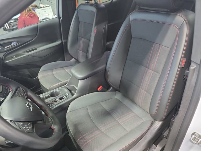 Used 2023 Chevrolet Equinox RS AWD/4WD image 17
