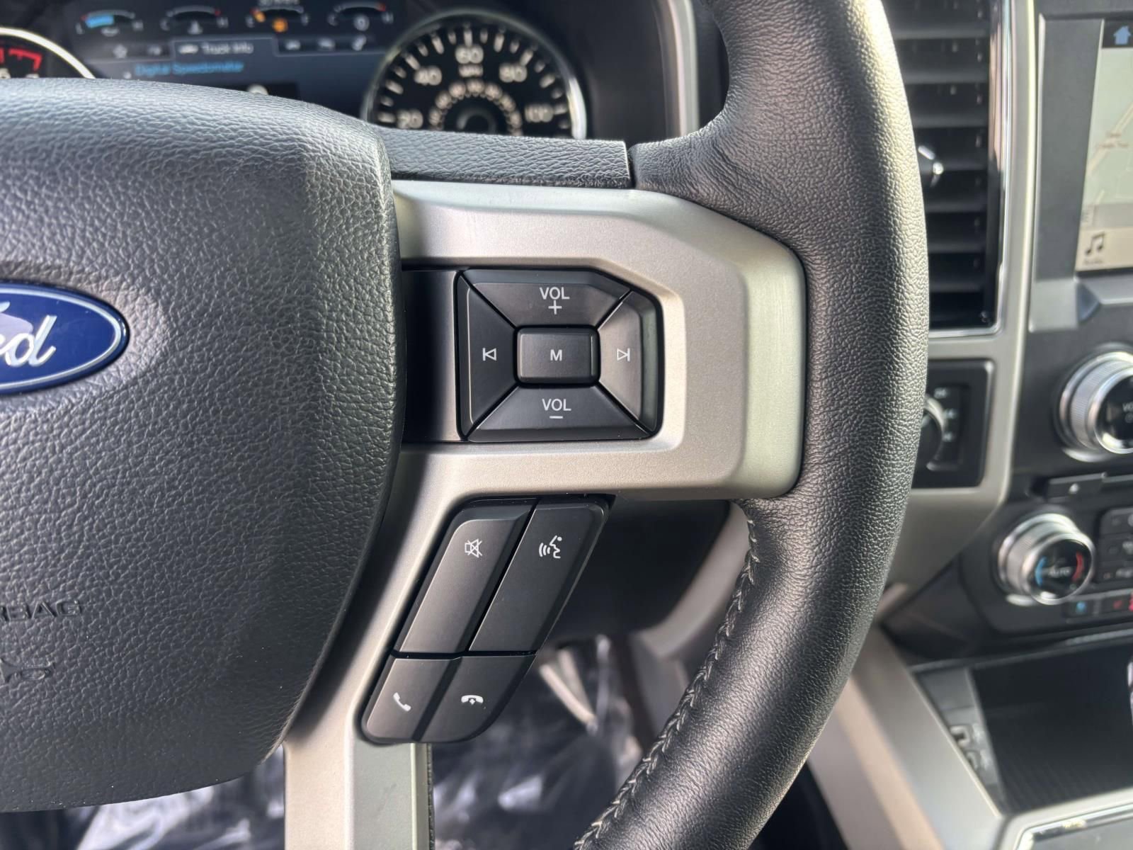 Used 2018 Ford F150 Lariat w/ Equipment Group 502A Luxury image 20