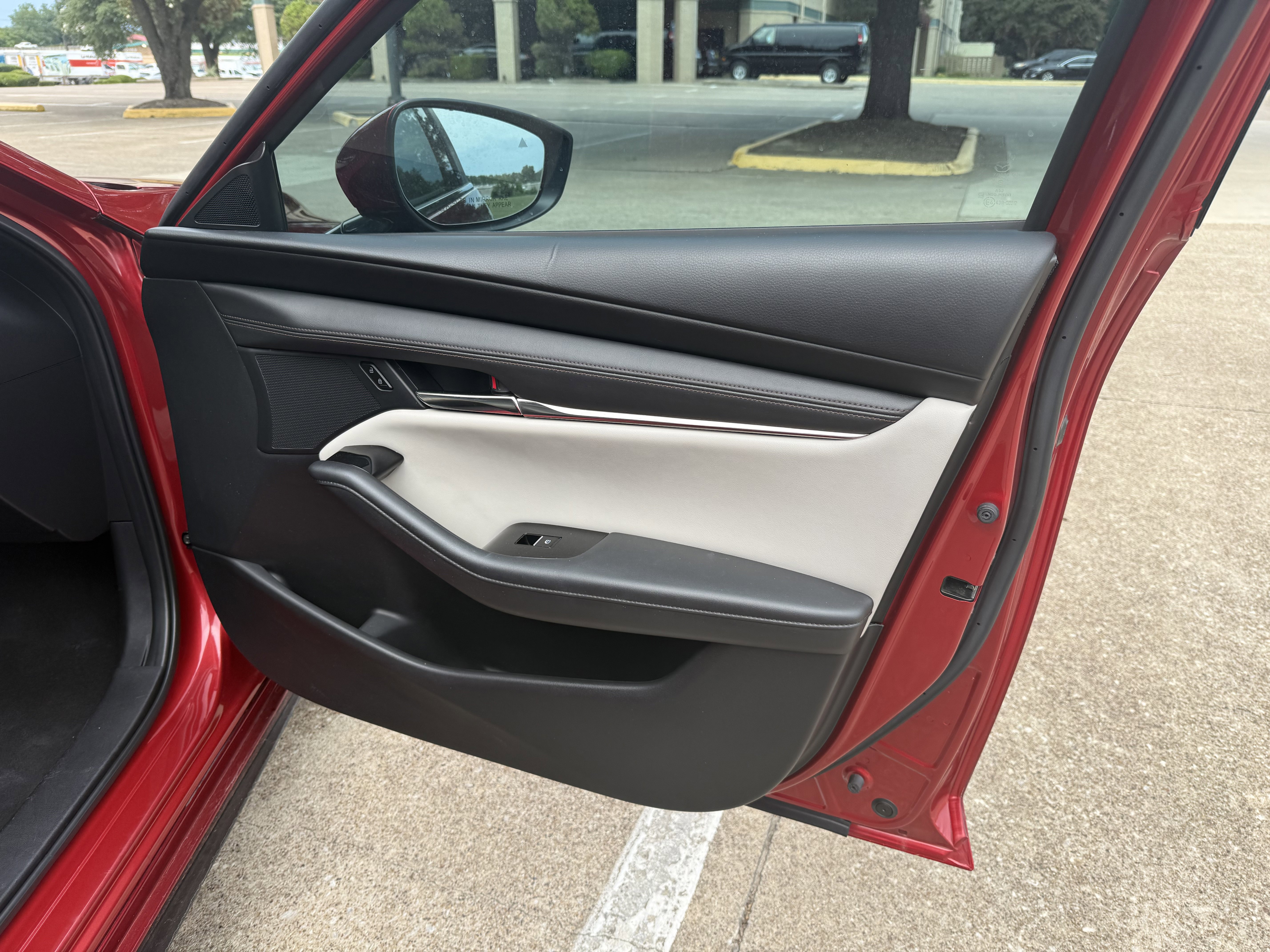 Used 2021 MAZDA MAZDA3 s image 16