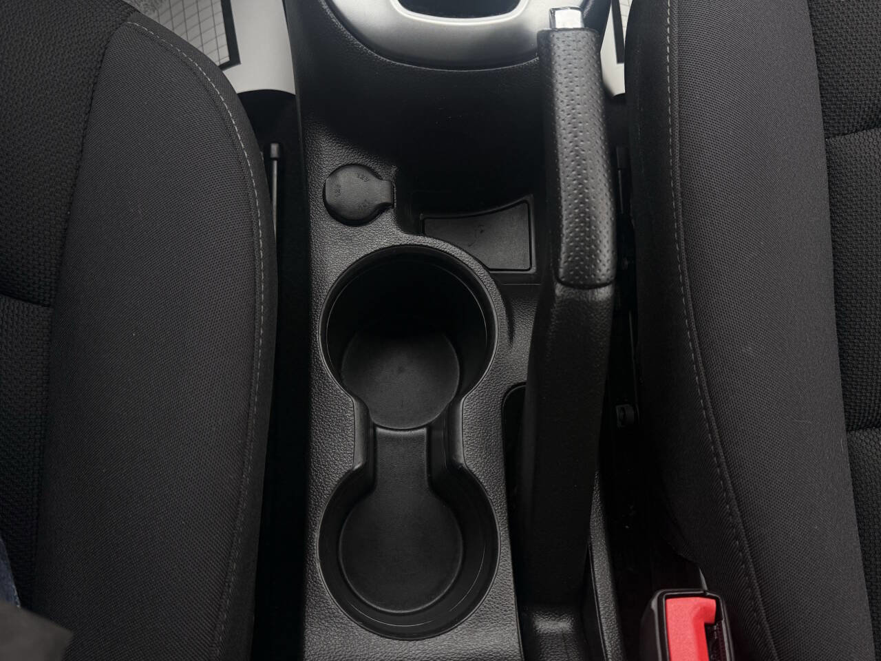 Used 2015 Chevrolet Cruze LT image 24