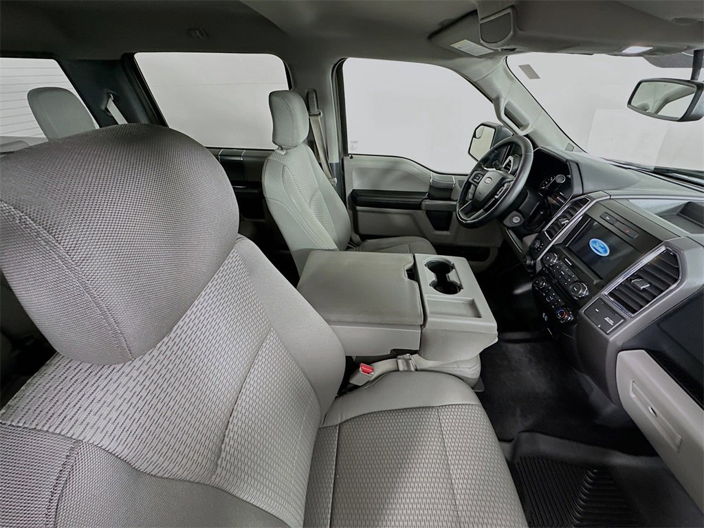 Used 2016 Ford F150 XLT w/ Equipment Group 302A Luxury image 26