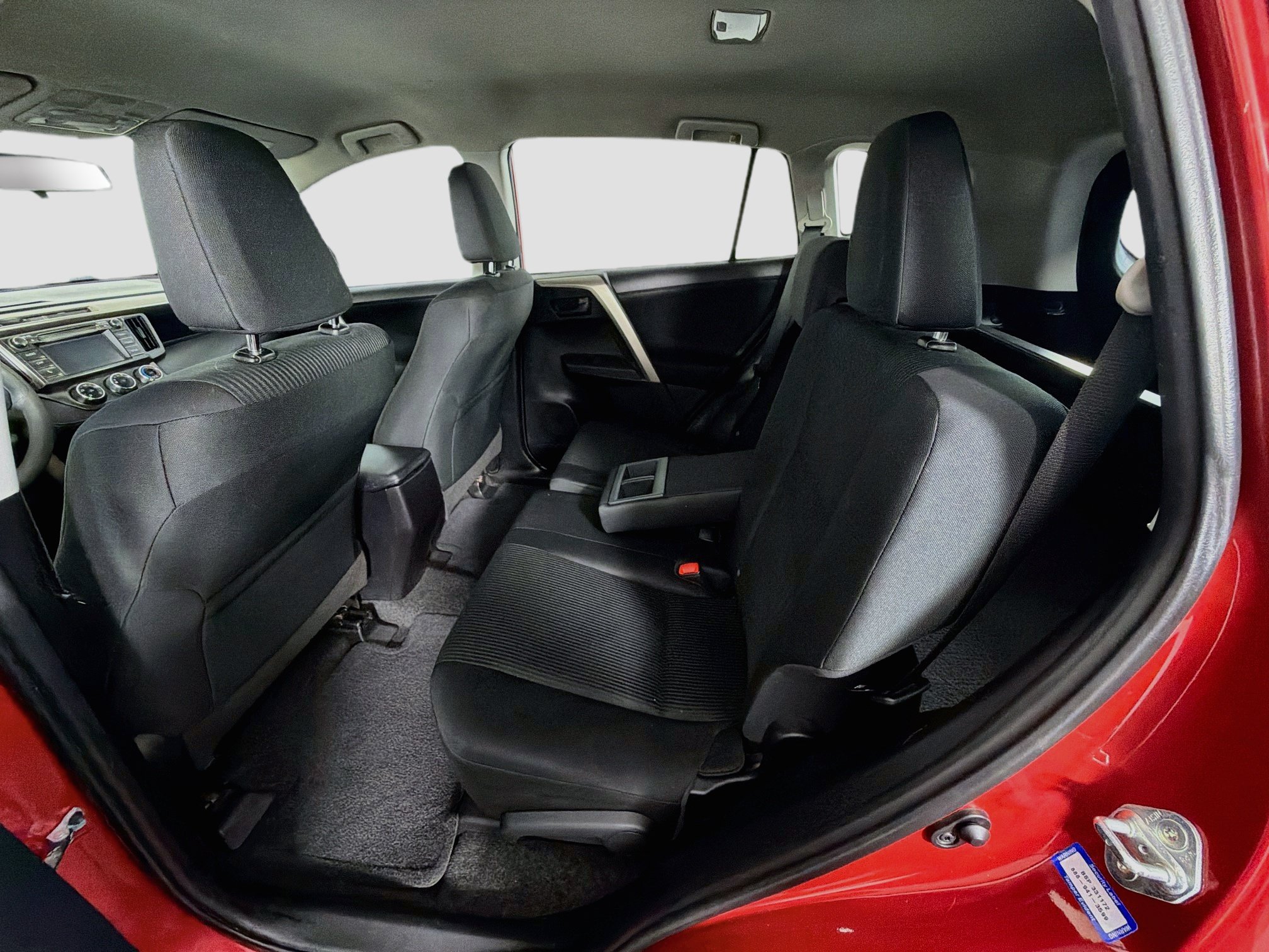 Used 2015 Toyota RAV4 LE FWD image 26
