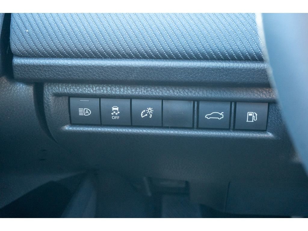 Used 2026 Toyota Camry SE FWD image 28