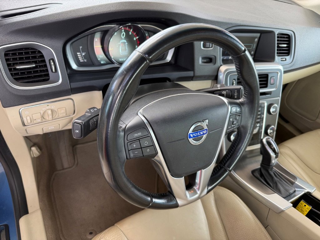 Used 2014 Volvo S60 T5 image 19