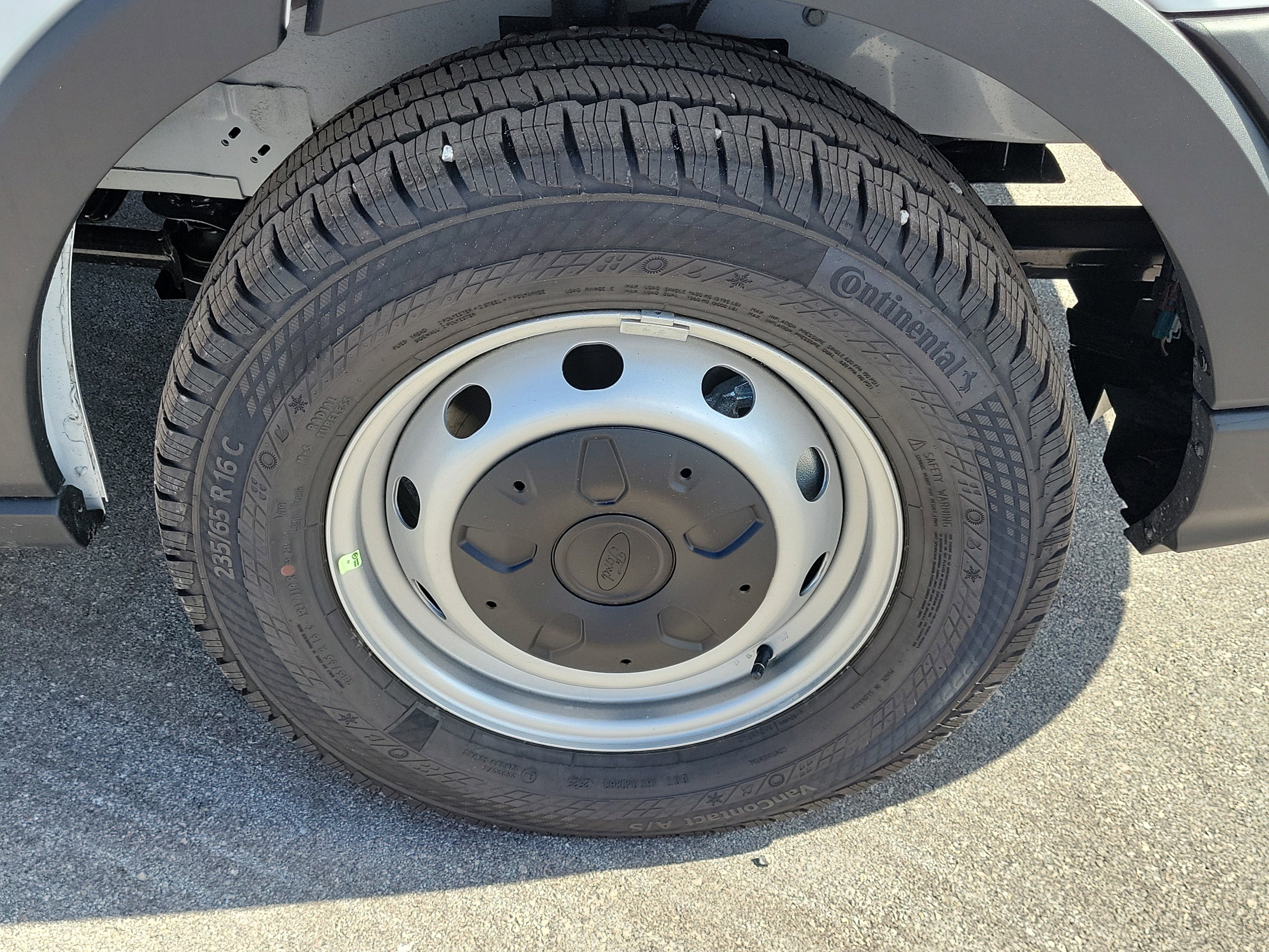 New 2026 Ford Transit 250 148 High Roof Extended w/ Load Area Protection Package image 14