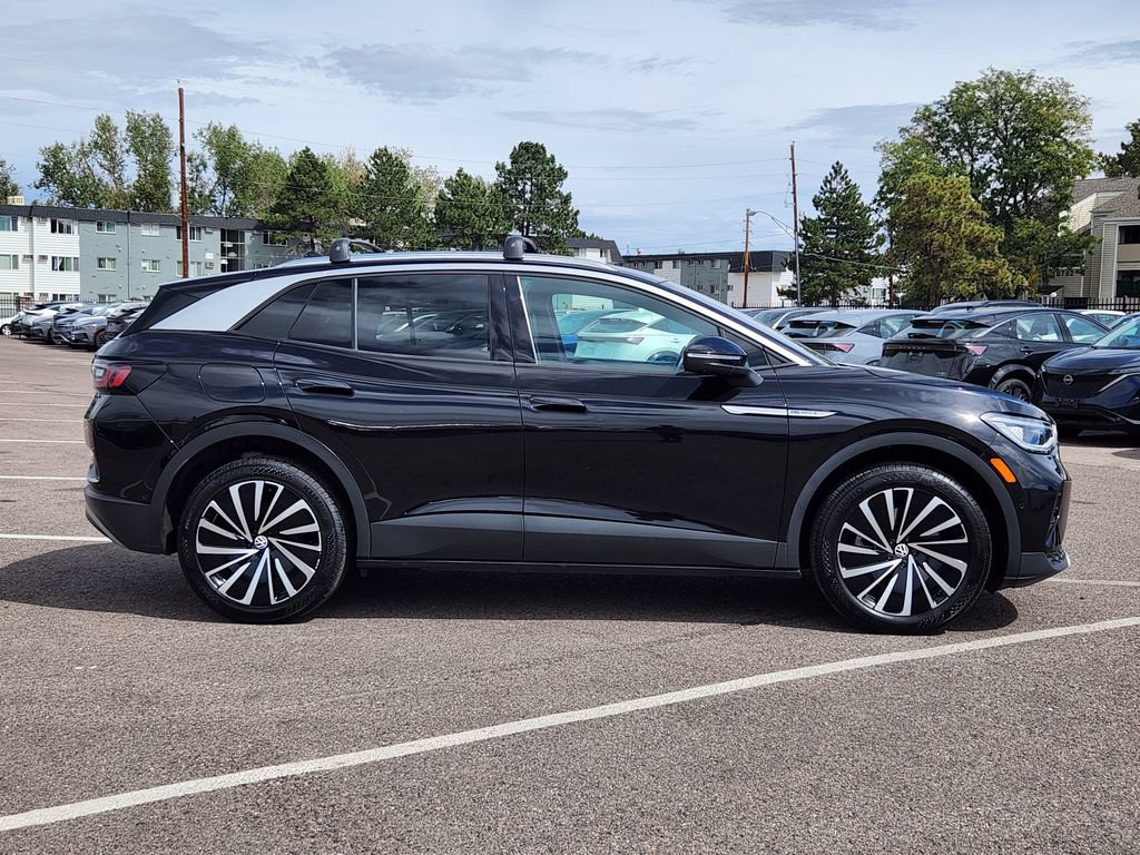 Certified 2023 Volkswagen ID.4 Pro S Plus AWD/4WD image 4