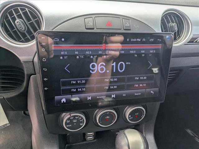 Used 2015 MAZDA MX-5 Miata Club RWD image 11