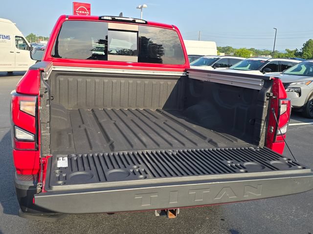 Used 2024 Nissan Titan PRO-4X w/ Pro-4x Convenience Package AWD/4WD image 14