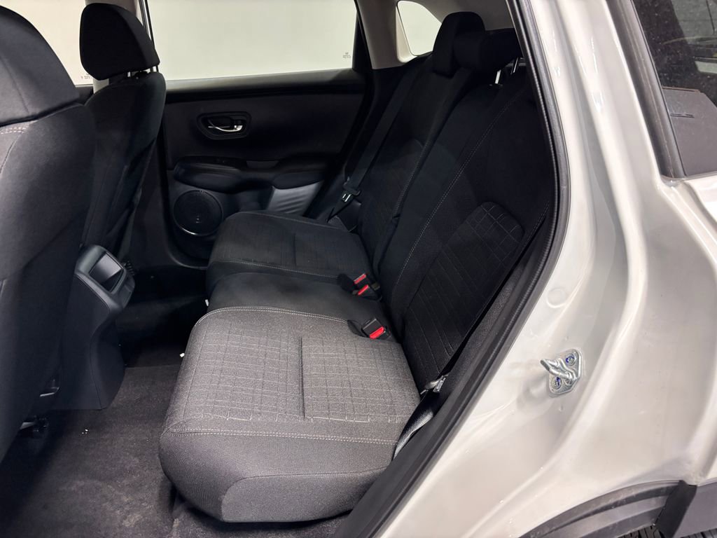 New 2026 Honda HR-V LX image 18