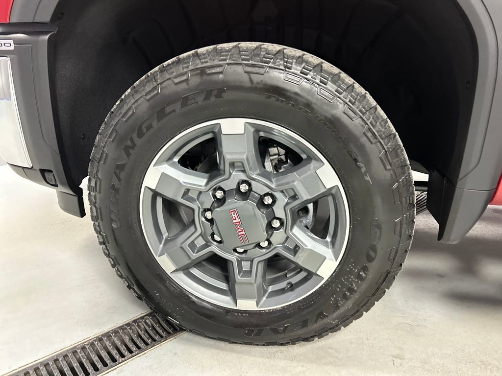 New 2026 GMC Sierra 2500 SLT w/ SLT Premium Package image 9