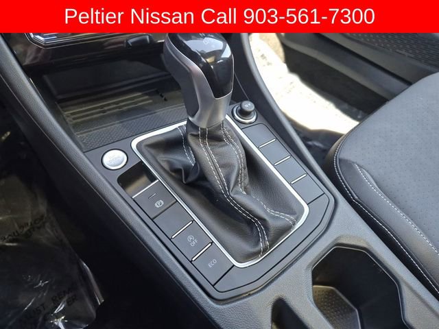 Used 2025 Volkswagen Jetta SE image 37