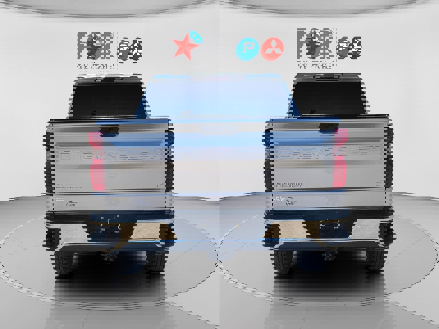 Used 2020 Chevrolet Silverado 1500 LT w/ Texas Edition image 4