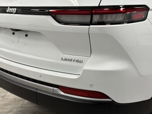 New 2026 Jeep Grand Cherokee Limited w/ Luxury Tech Group II image 34