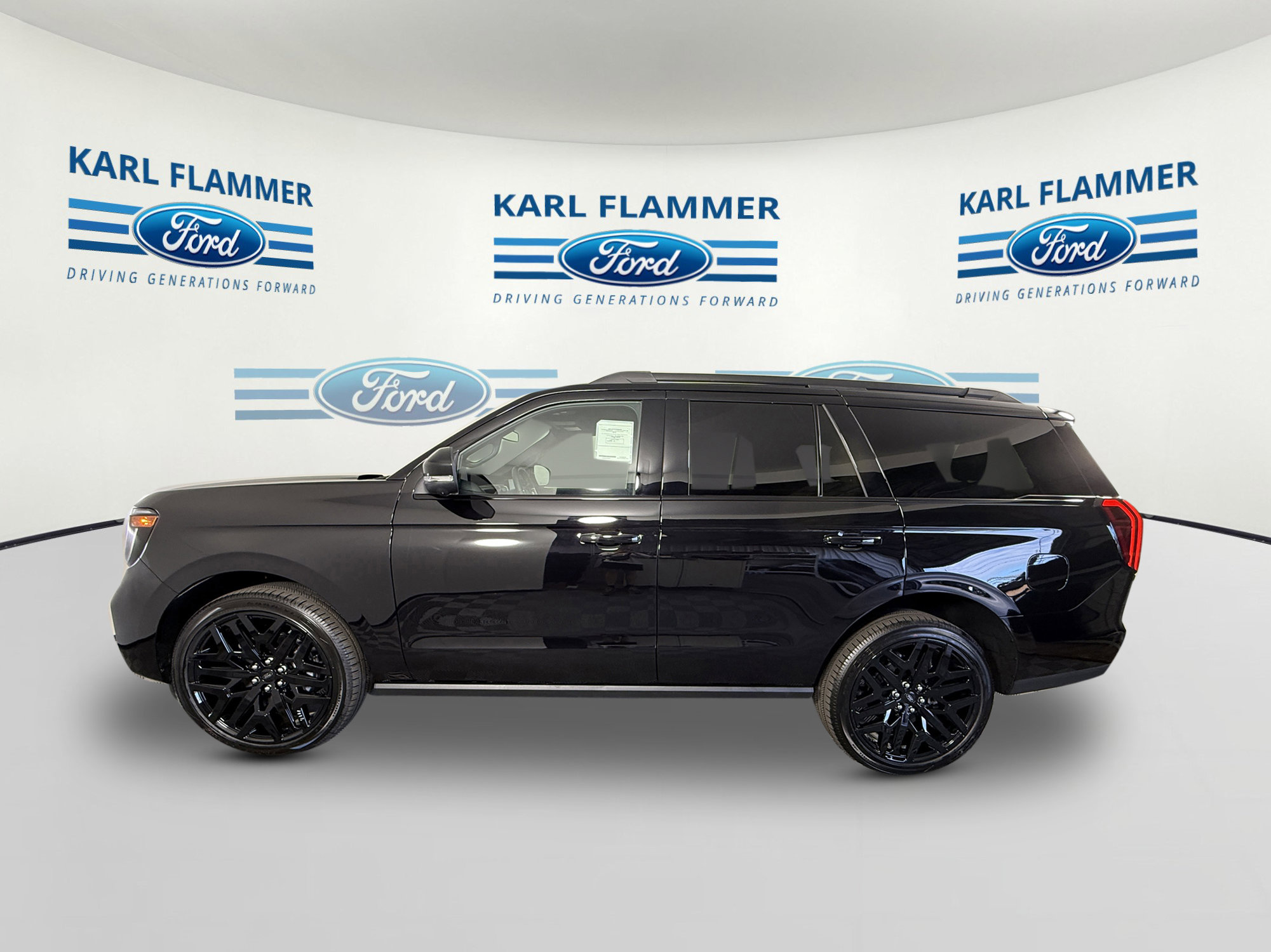 New 2026 Ford Expedition Platinum w/ Stealth Performance Package AWD/4WD image 5