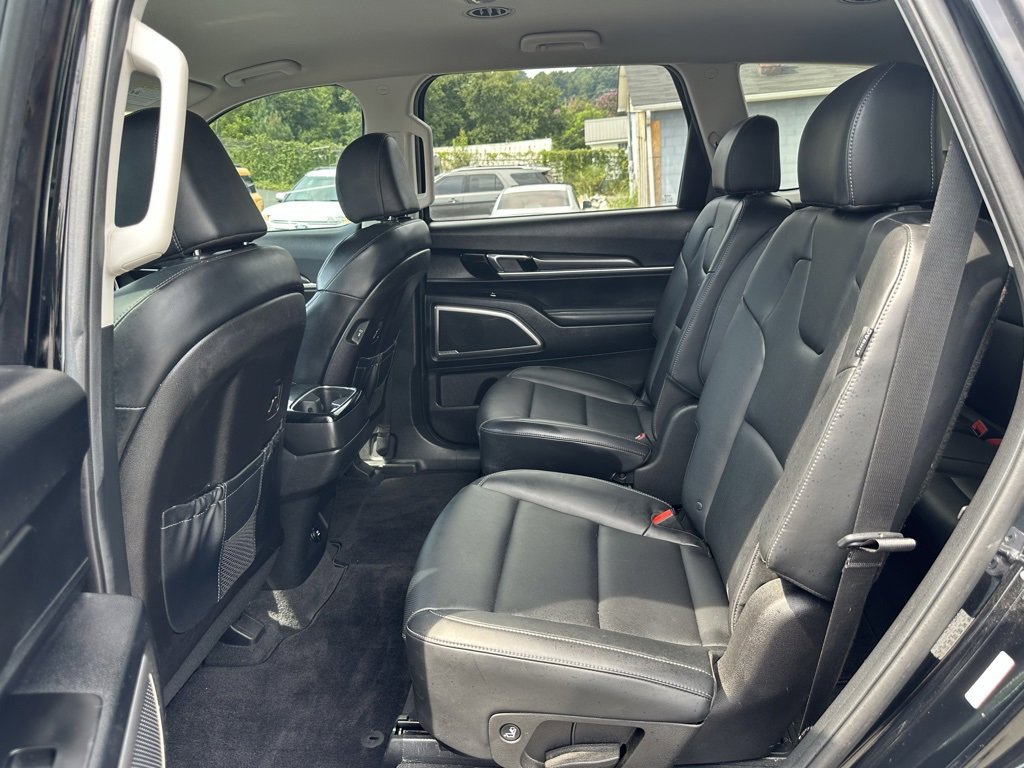 Used 2024 Kia Telluride S image 21