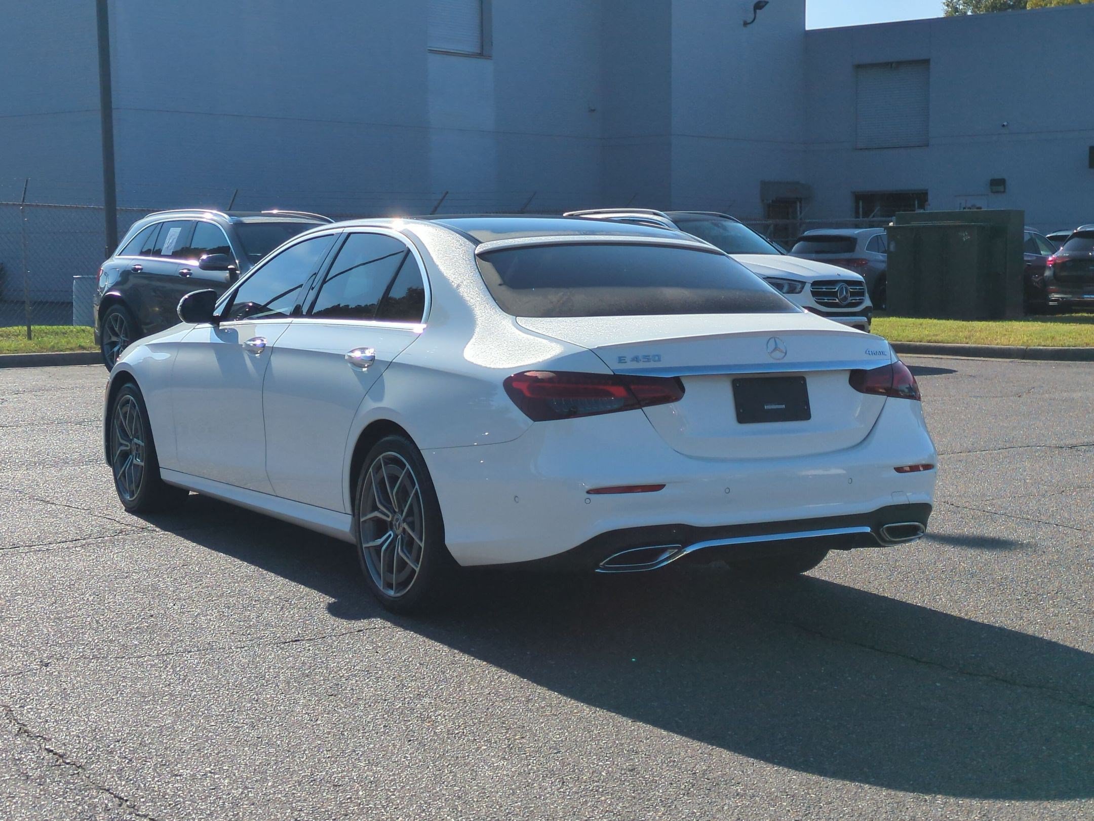 Used 2022 Mercedes-Benz E 450 4MATIC Sedan image 5