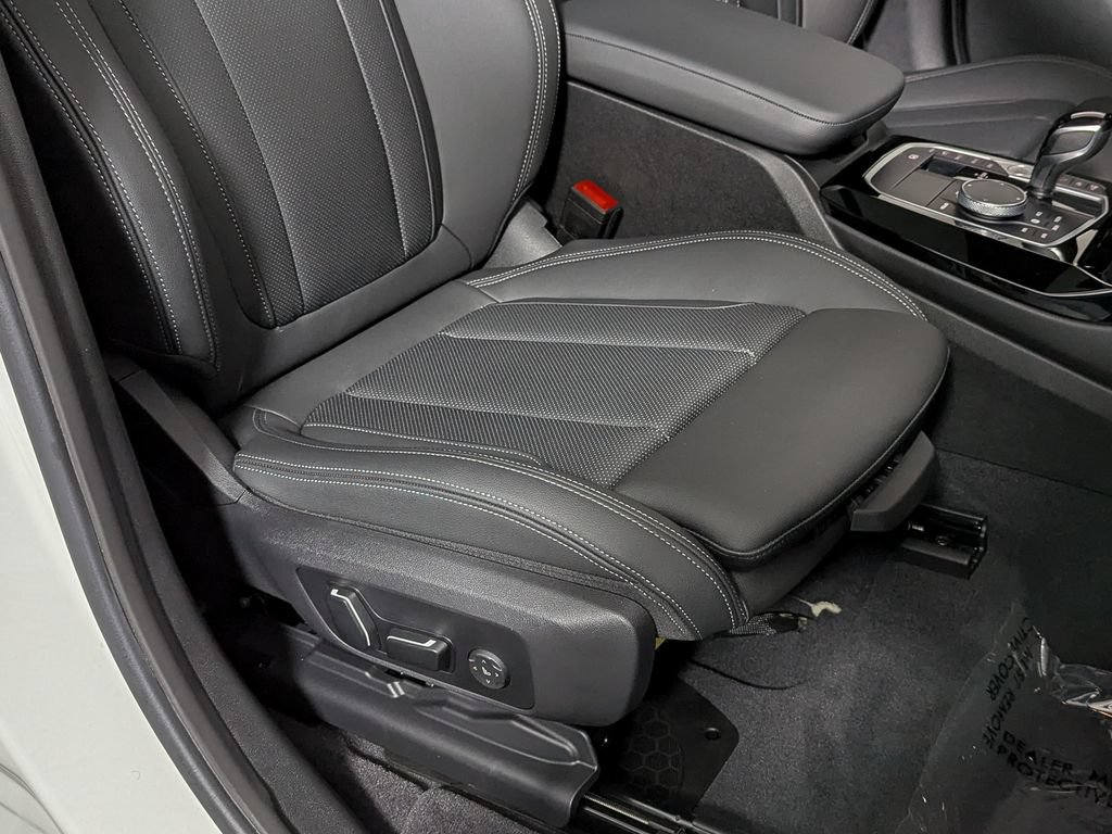 Certified 2024 BMW X3 xDrive30i w/ Premium Package w/ZPA AWD/4WD image 31
