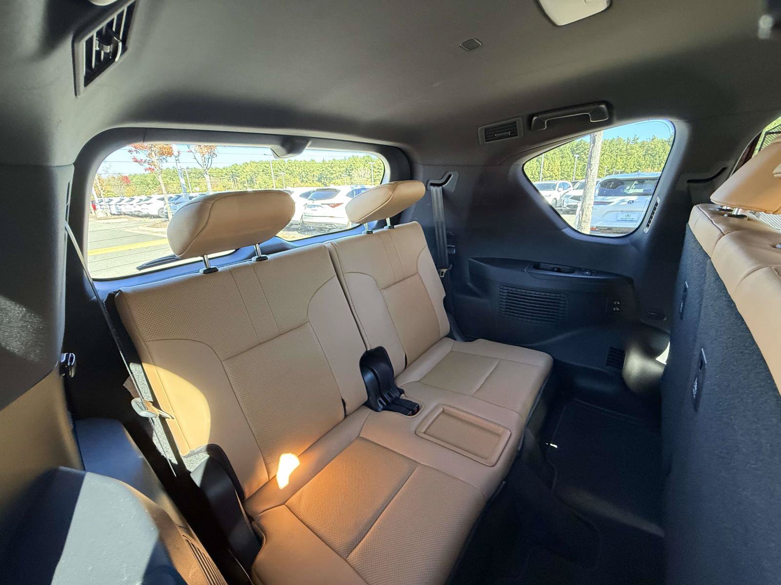 Used 2026 Lexus LX 700h Luxury w/ Accessory Package (Z1) AWD/4WD image 17