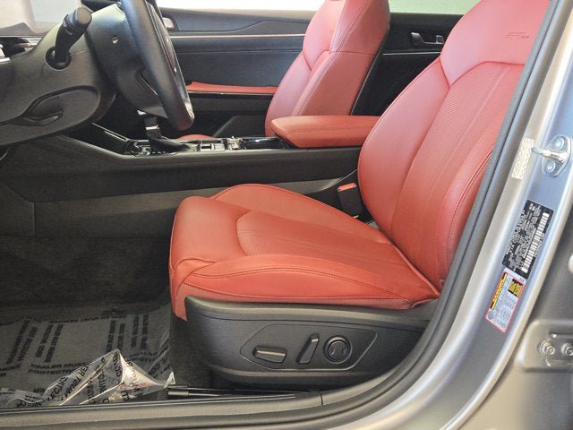 Used 2025 Kia K5 GT-Line w/ GT-Line Premium Package AWD/4WD image 17