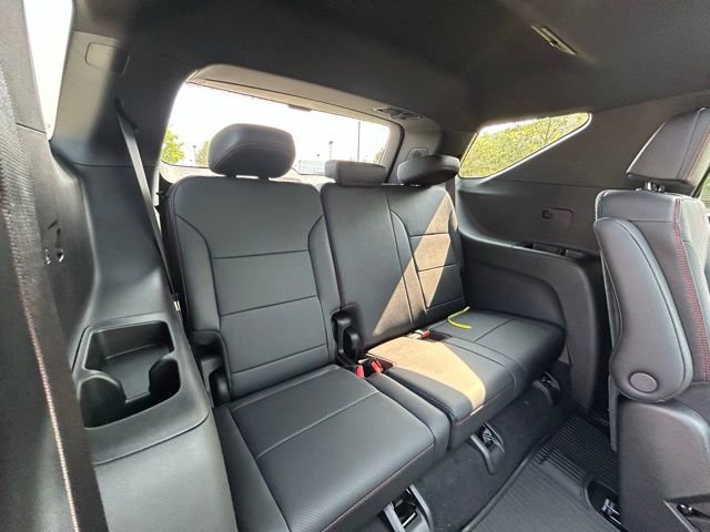 New 2026 Chevrolet Traverse RS w/ LPO, Floor Liner Package image 51