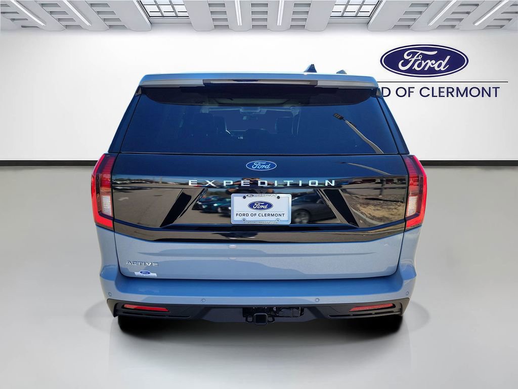 New 2026 Ford Expedition Active image 4
