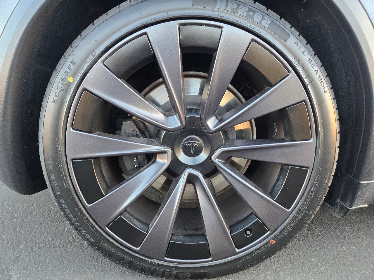 Used 2022 Tesla Model X Plaid AWD/4WD image 18