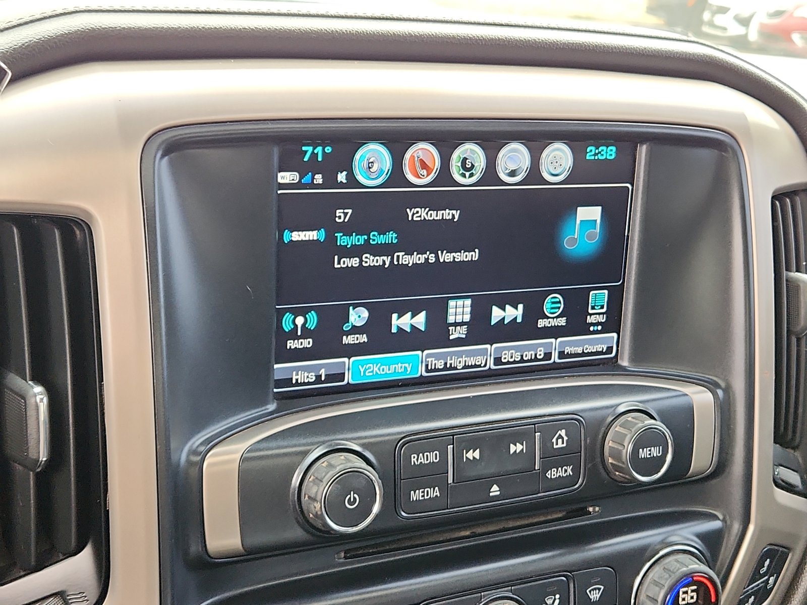 Used 2017 GMC Sierra 2500 Denali w/ Duramax Plus Package image 15