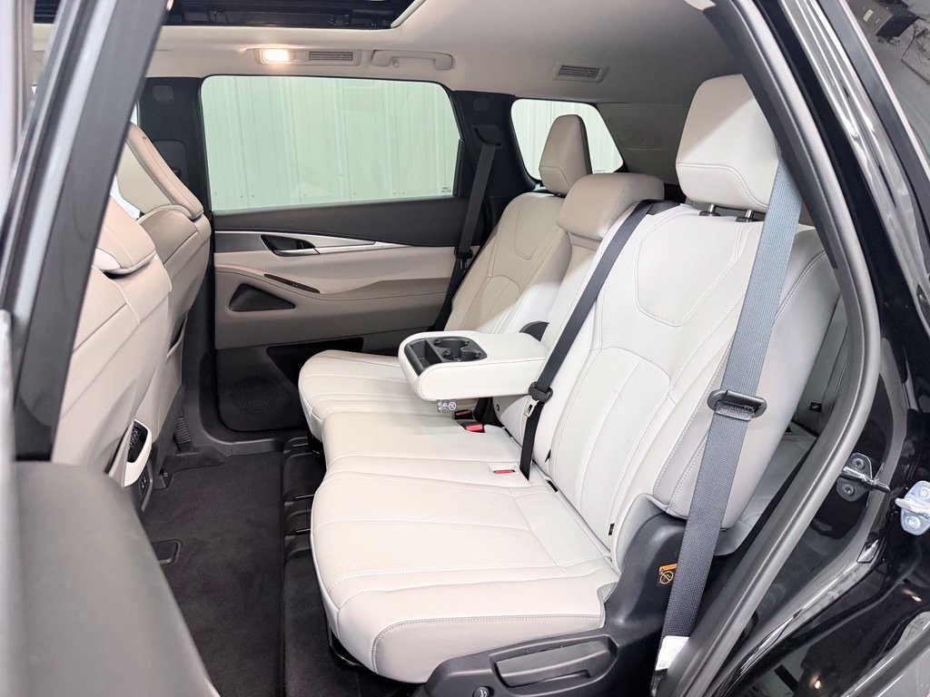 Certified 2026 INFINITI QX60 Pure w/ Cargo Package AWD/4WD image 35