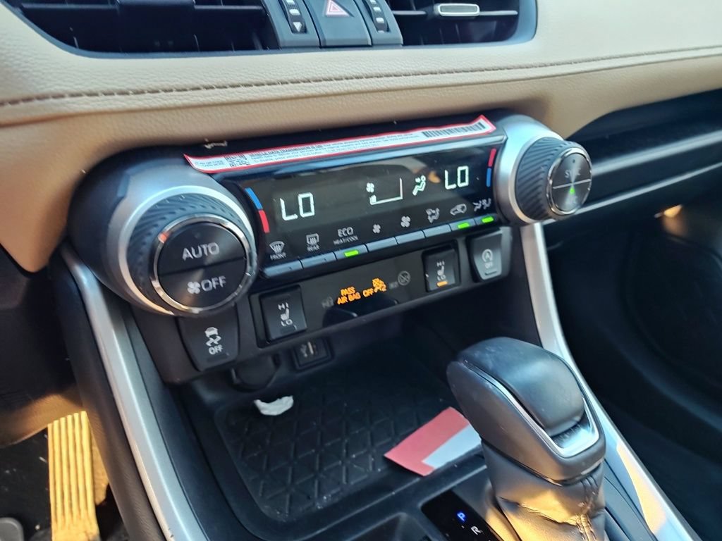 Used 2025 Toyota RAV4 XLE Premium w/ Weather Package AWD/4WD image 11