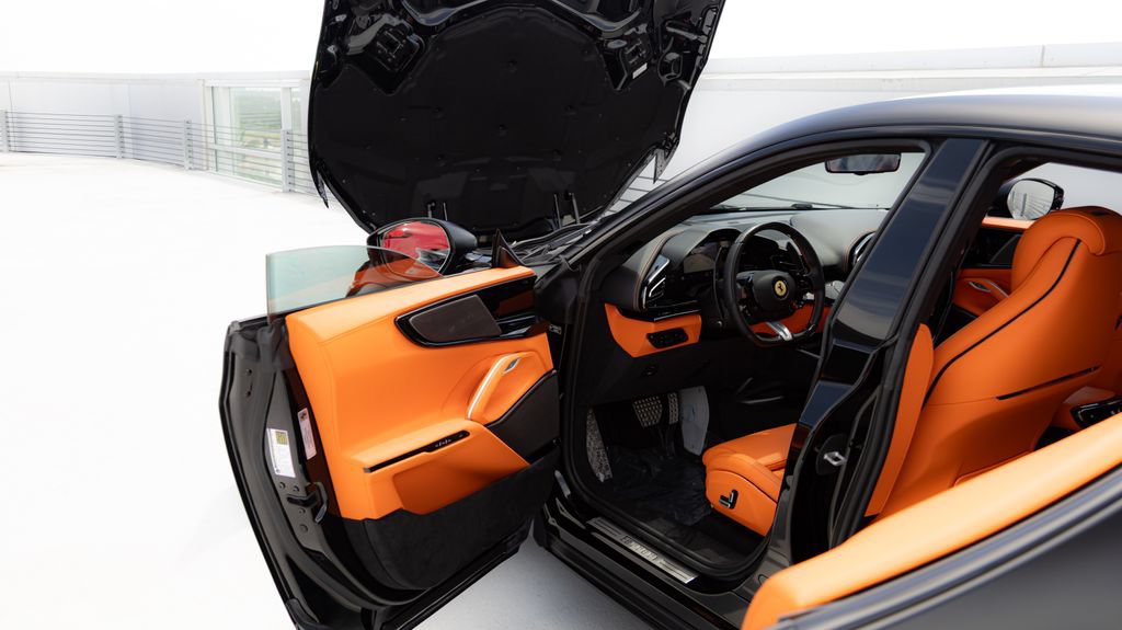 Used 2026 Ferrari Purosangue AWD/4WD image 32