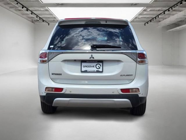 Used 2015 Mitsubishi Outlander SE AWD/4WD image 5