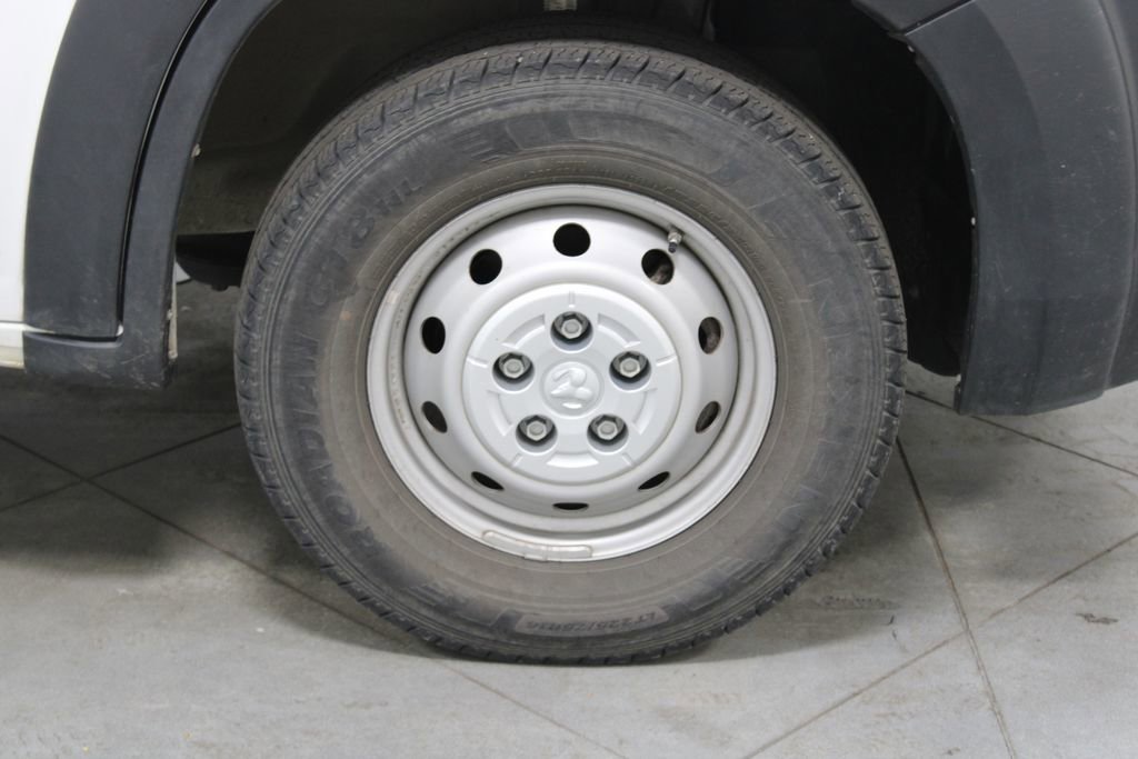 Used 2023 RAM ProMaster 2500 image 12