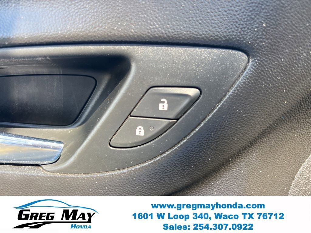 Used 2018 Chevrolet Equinox LT FWD image 24