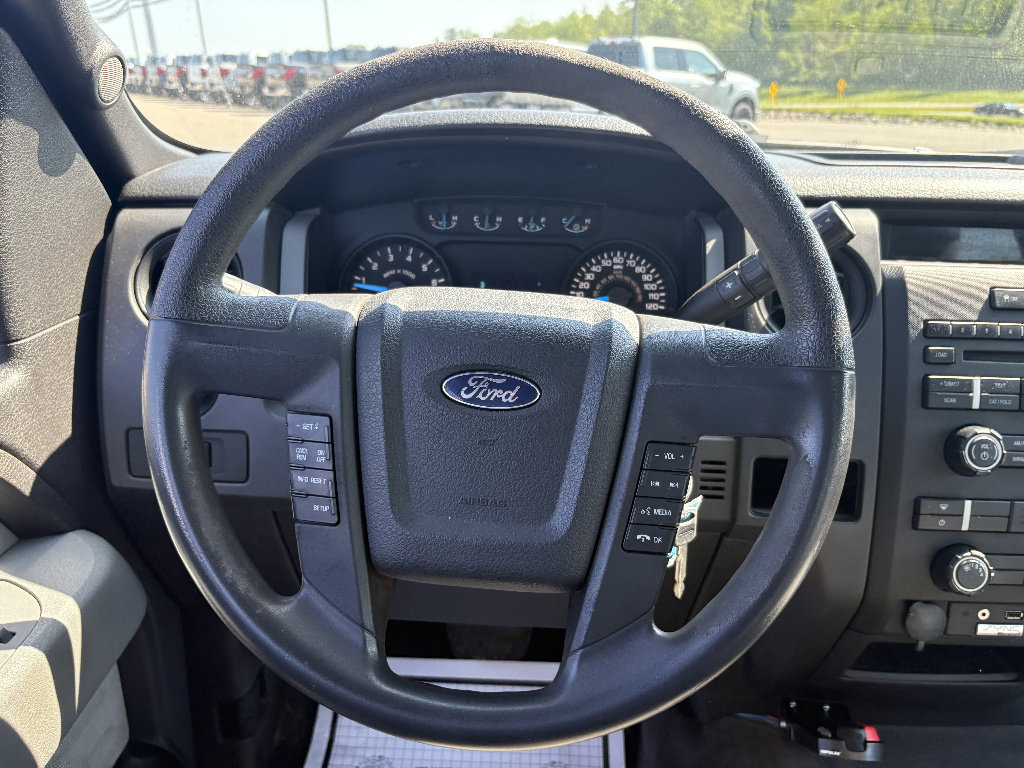 Used 2013 Ford F150 STX w/ Mid Equipment Group AWD/4WD image 25