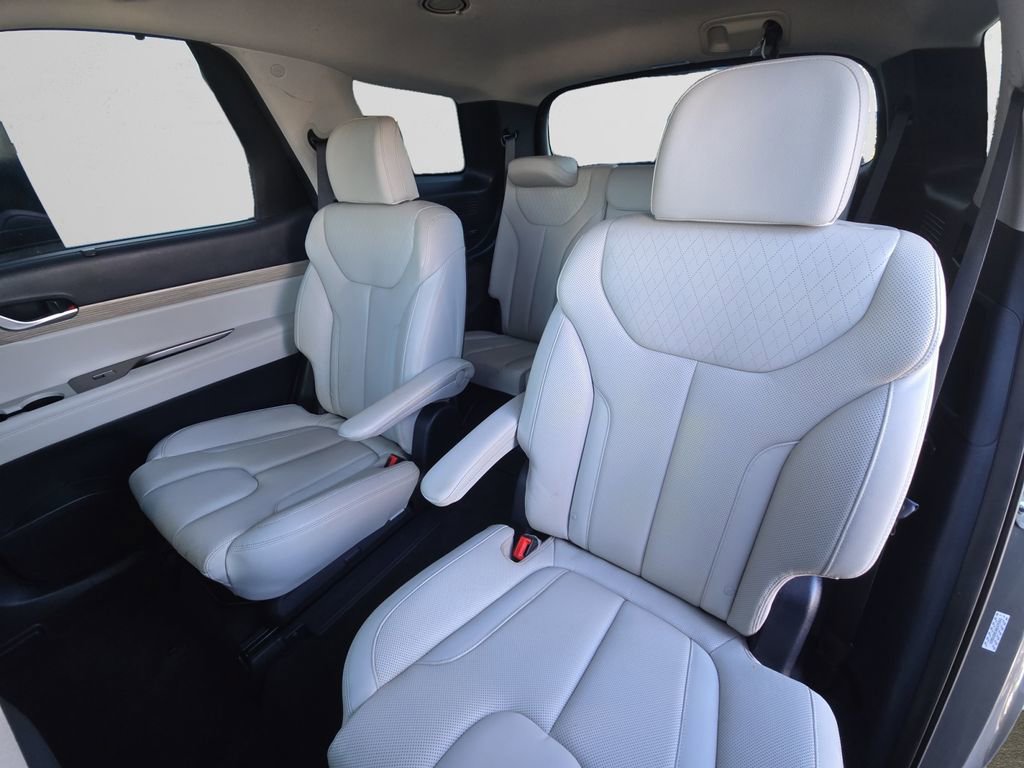 Used 2022 Hyundai Palisade SEL w/ Premium Package image 14